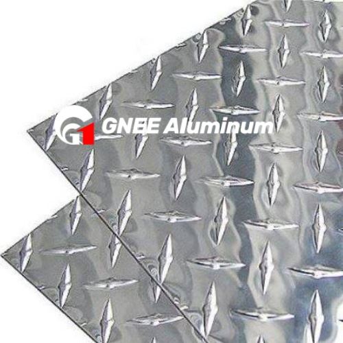5052 H22 Diamond Tread Aluminum Sheet in Silver 5052 H22 Diamond Tread Aluminum Sheet in Silver